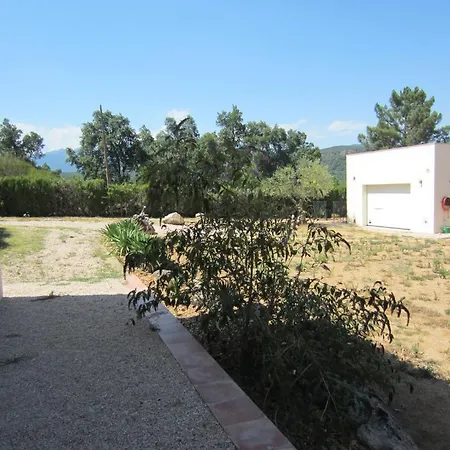 מלון Restaurante Y Can Mora Darnius